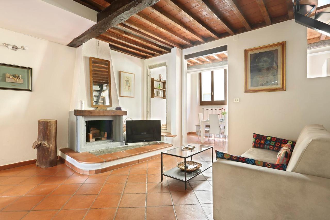 Tornabuoni Apartment- Hosted By Sweetstay Florenţa Exterior foto