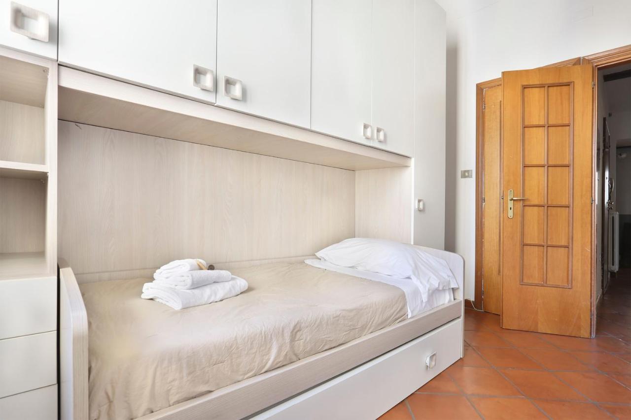 Tornabuoni Apartment- Hosted By Sweetstay Florenţa Exterior foto